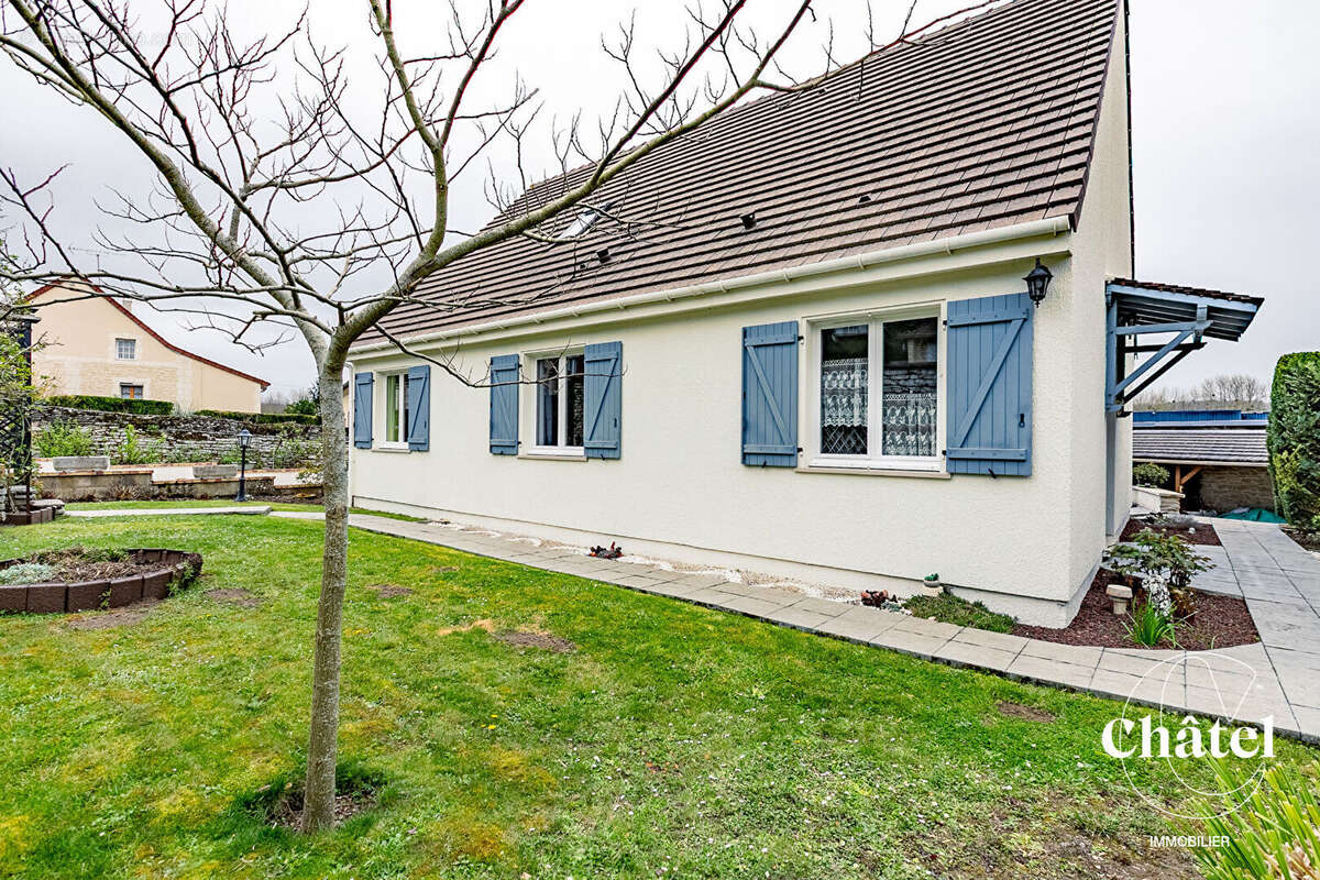 Maison à BURY