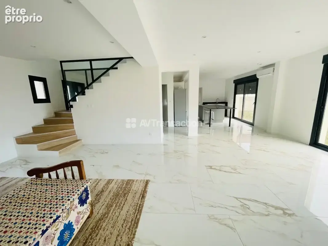 Maison 6 pièces 144 m² à vendre à Ingre (45140) - photo 2