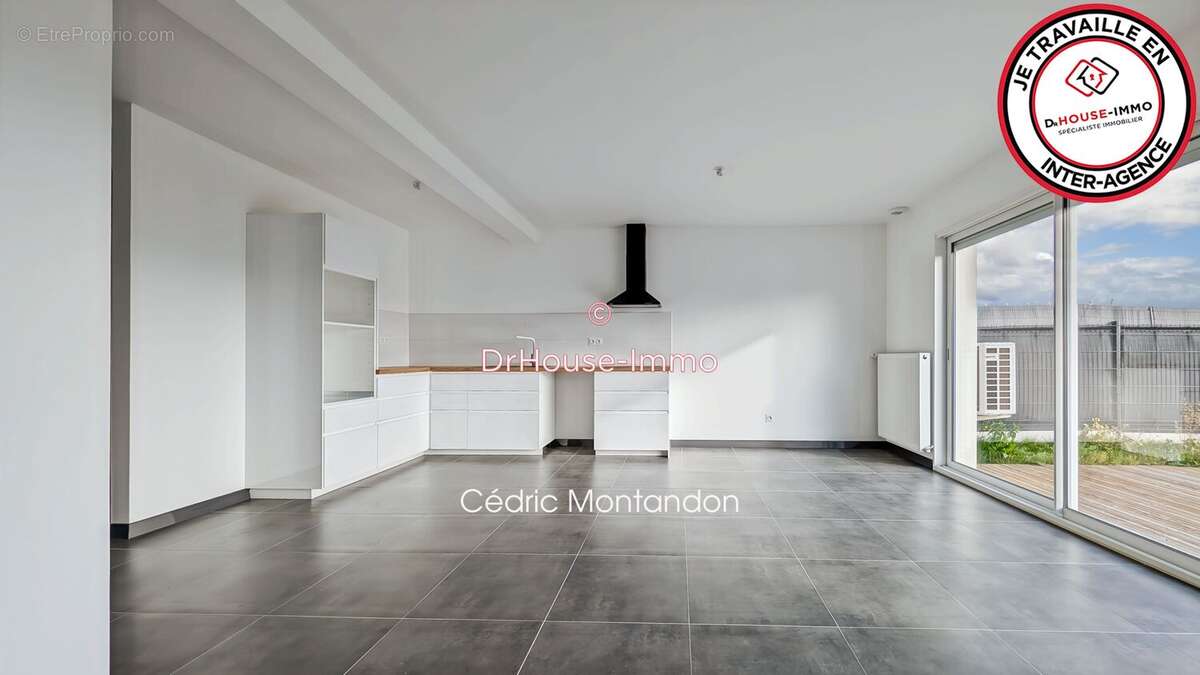 Maison à HUBERT-FOLIE