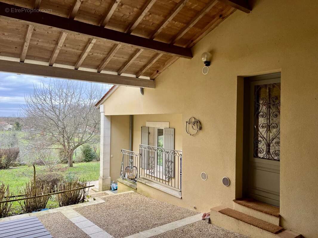 Appartement à SAINT-AULAYE