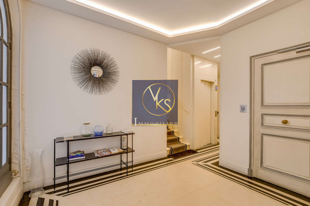 Appartement à PARIS-18E
