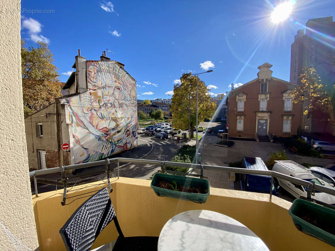 Appartement à SAINT-ETIENNE