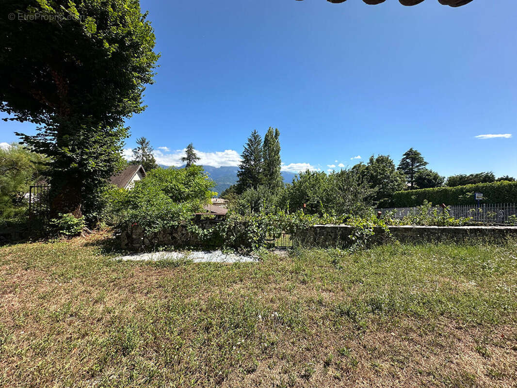 Maison à SAINT-ISMIER