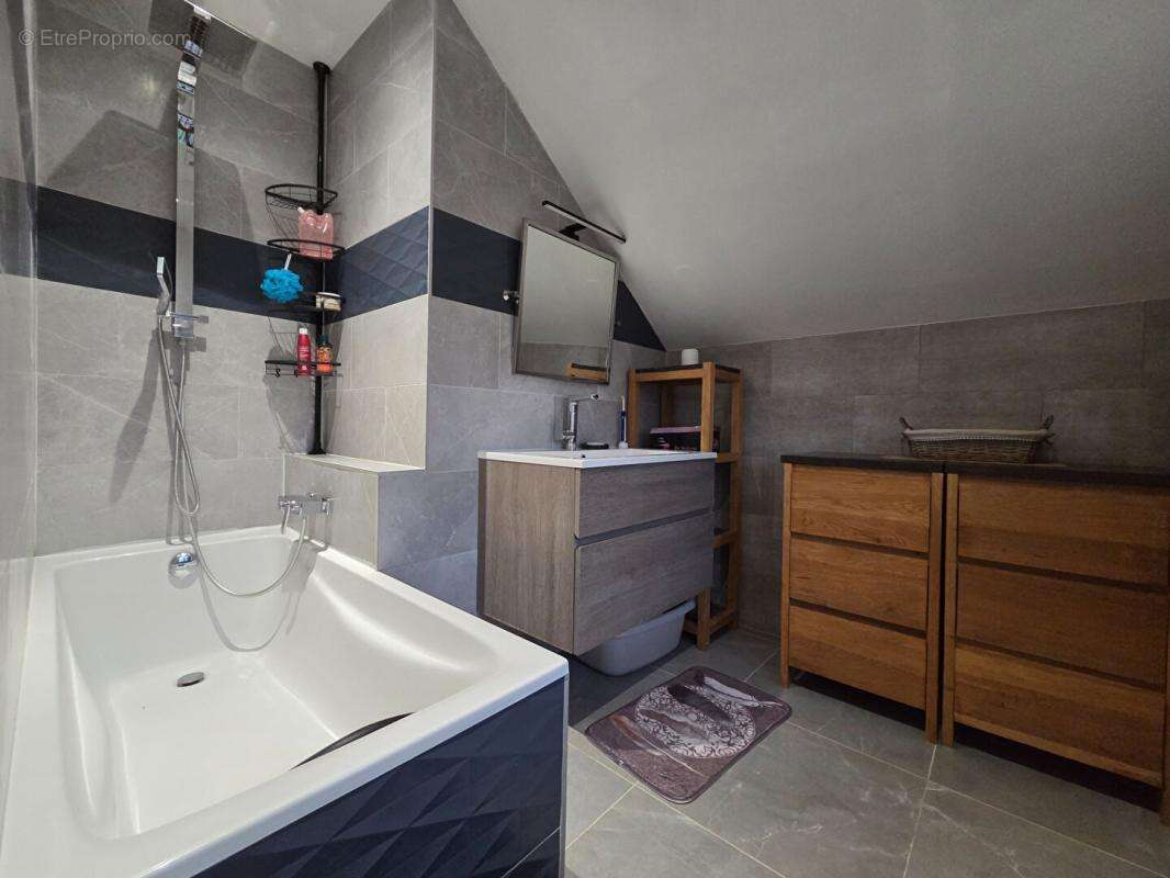 Maison à ANGERVILLE