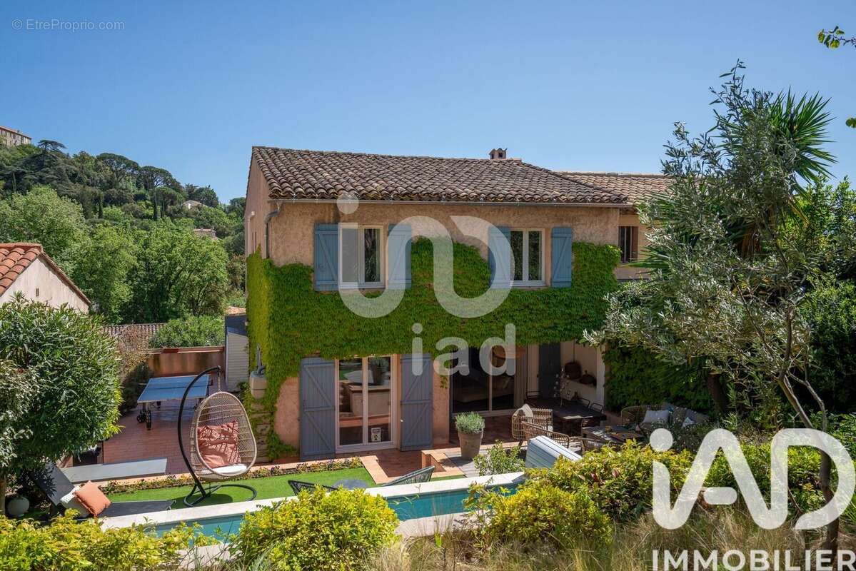 Photo 1 - Maison à GRIMAUD