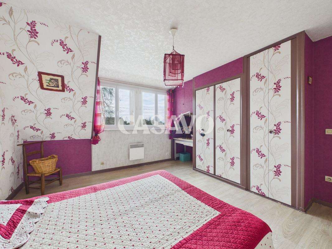 Maison à REVENTIN-VAUGRIS