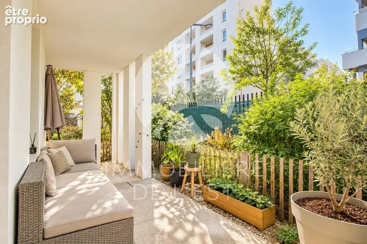 T2 - LYON 8 - 48m² - photo 5