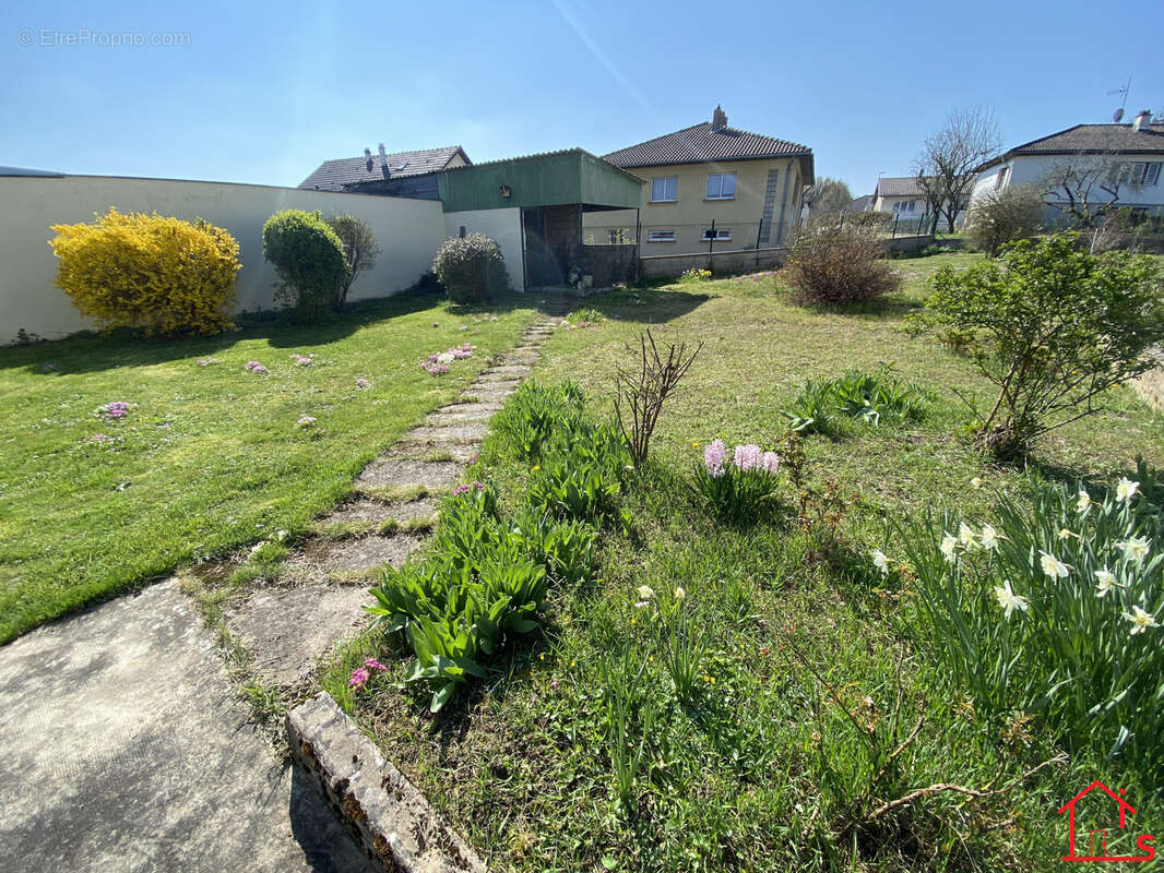 Maison à DIEULOUARD