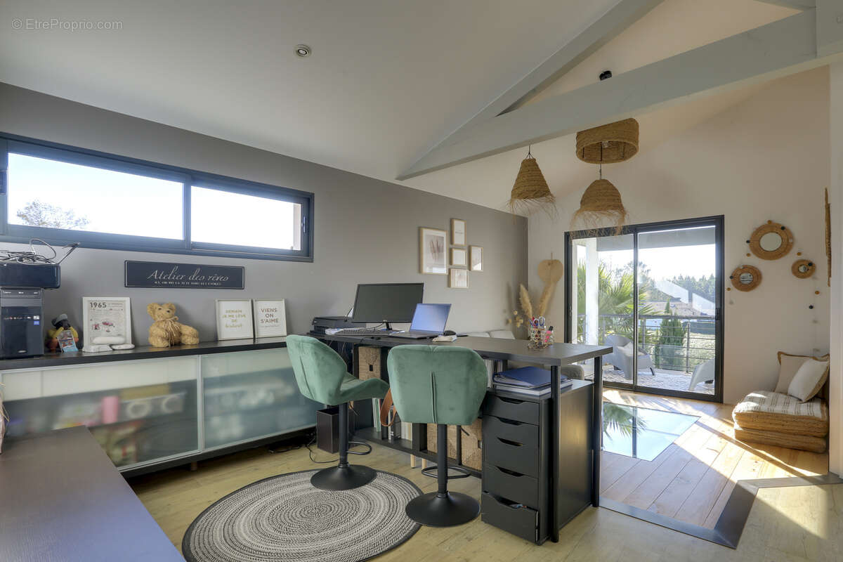 Maison à SAUBRIGUES