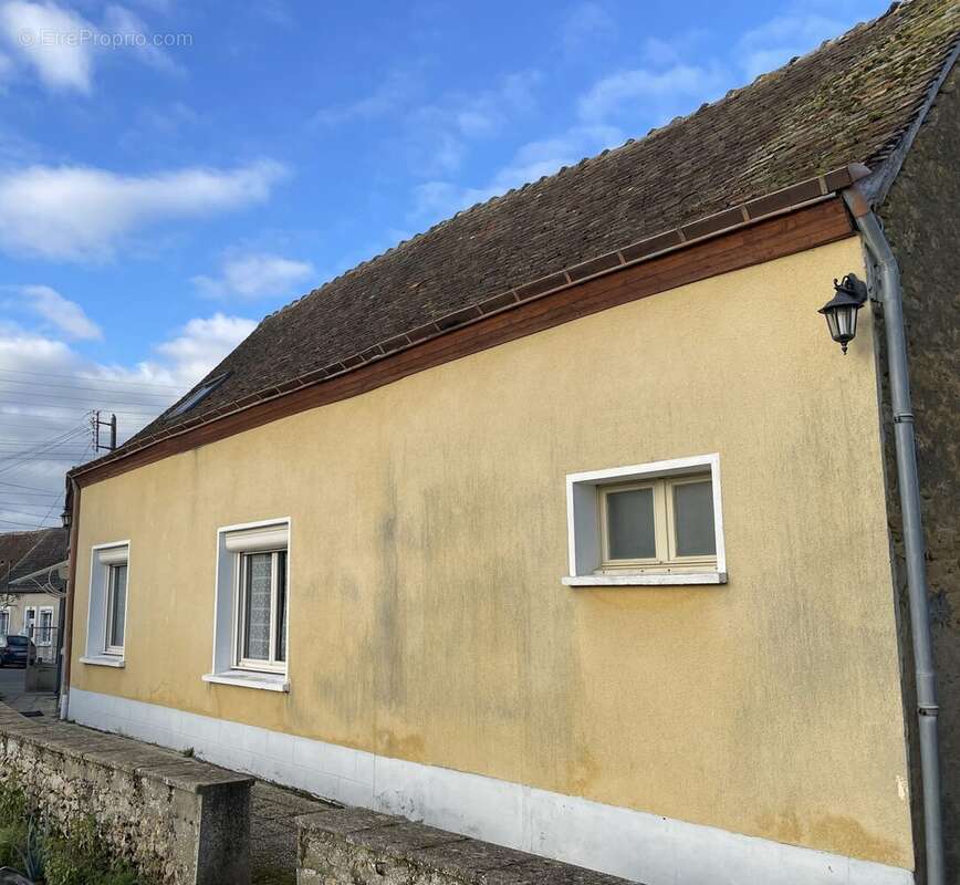 Façade - Maison à BONNETABLE