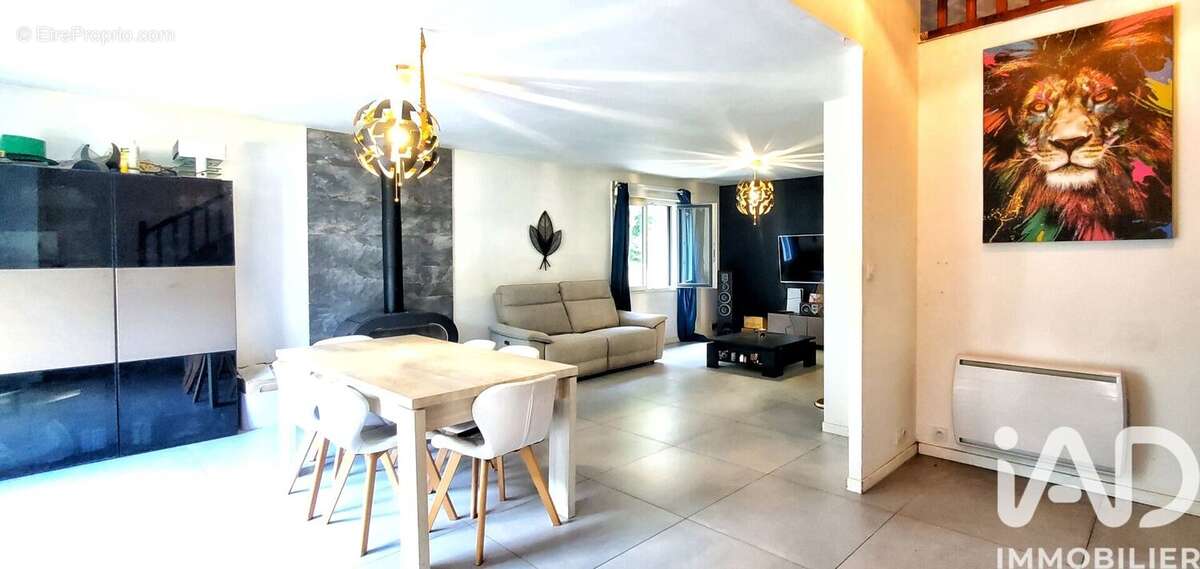 Photo 5 - Maison à LOCQUELTAS