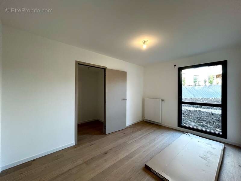 Appartement à vendre 3 pièces en rez-de-jardin ANNEMASSE (74) - photo 3