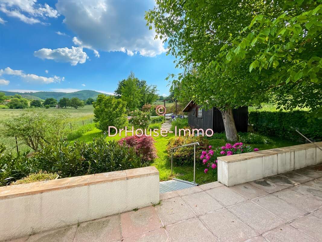 Maison à SAINT-CERE