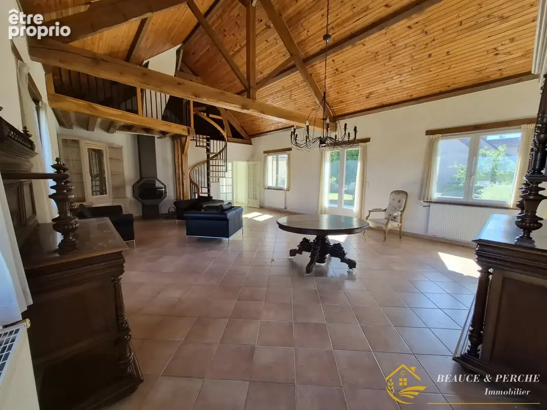 Maison 7 pièces 195 m² à vendre à Brou (28160) - photo 4