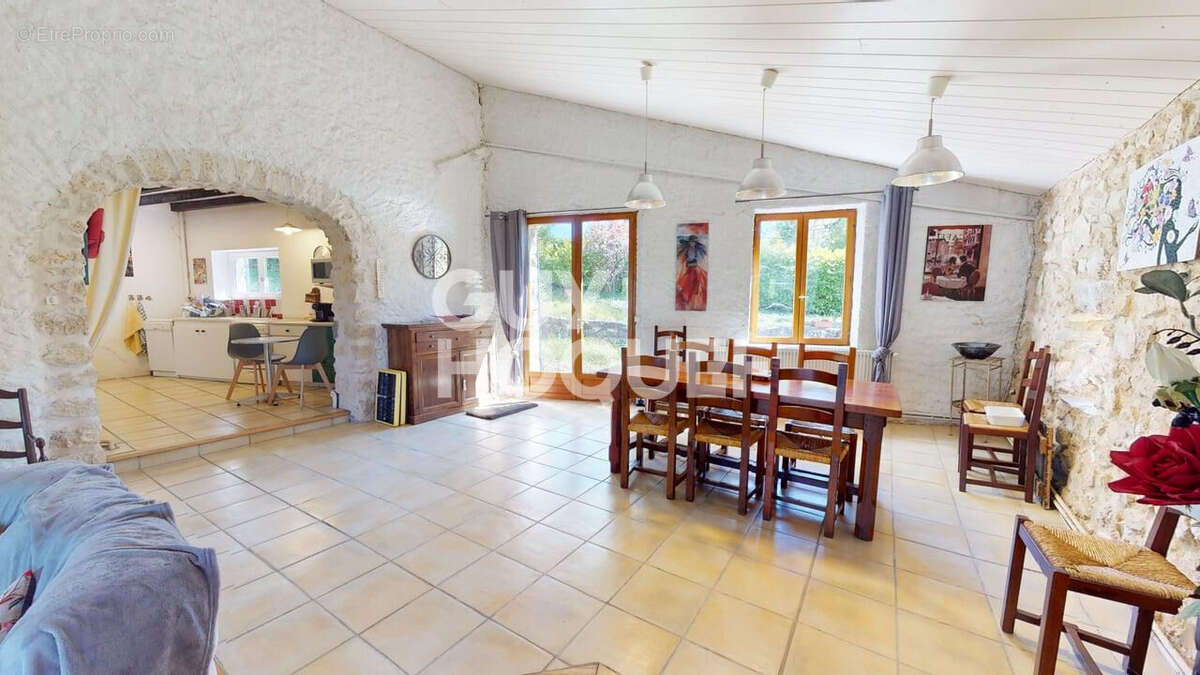 Maison à GRANE