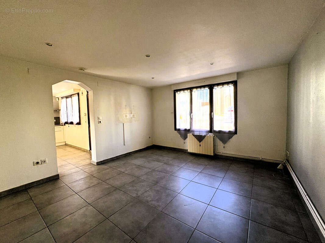 Maison à MONTIGNY-LES-METZ