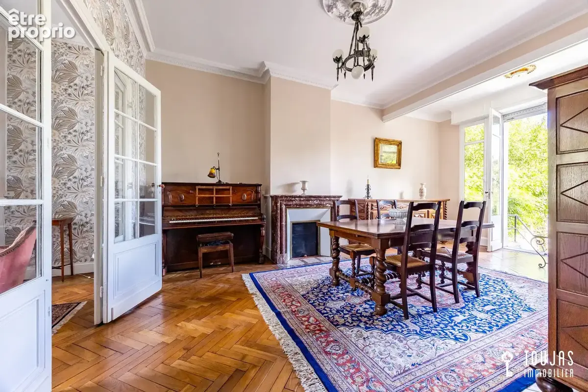 Maison 9 pièces 240 m² à vendre à Bordeaux (33000) - photo 2