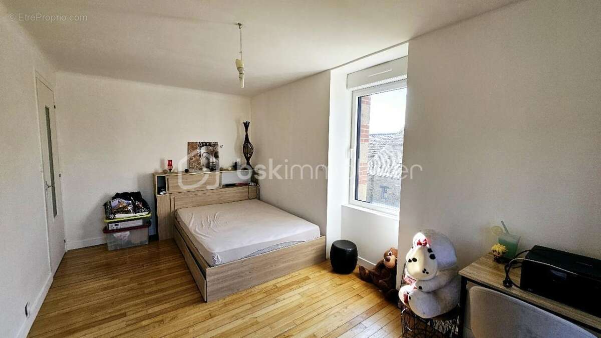 Maison à BAINS-SUR-OUST