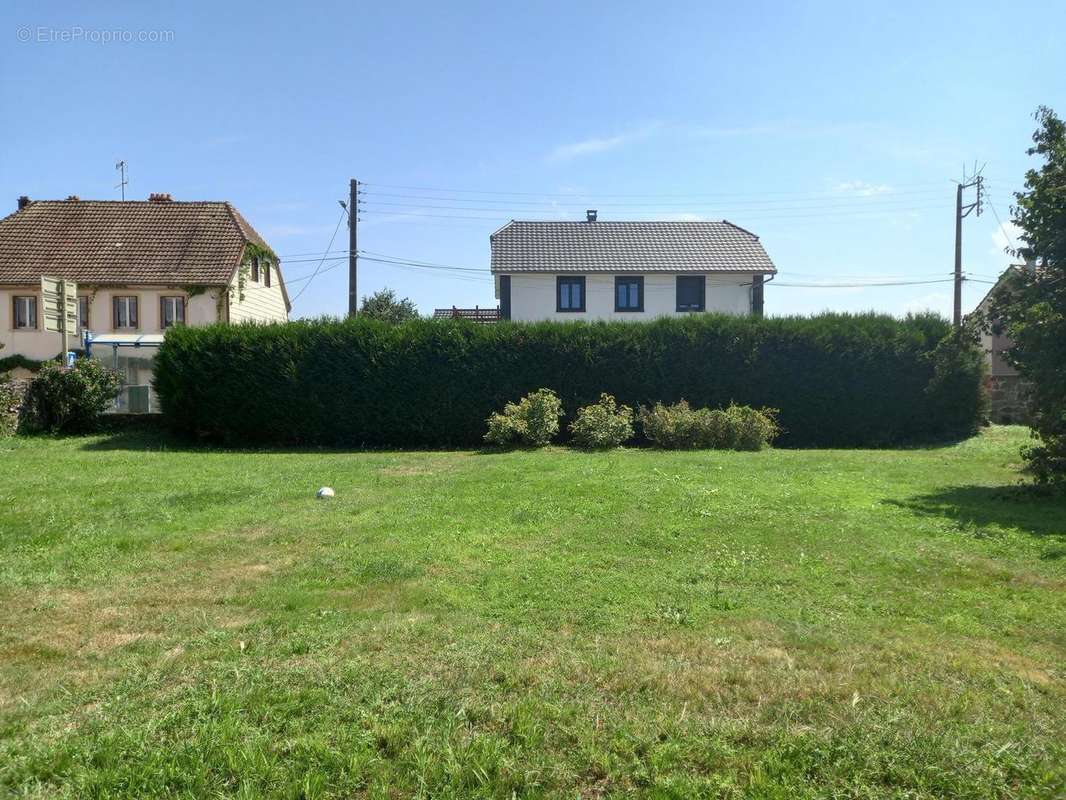 Photo 3 - Terrain à LACHAPELLE-SOUS-ROUGEMONT