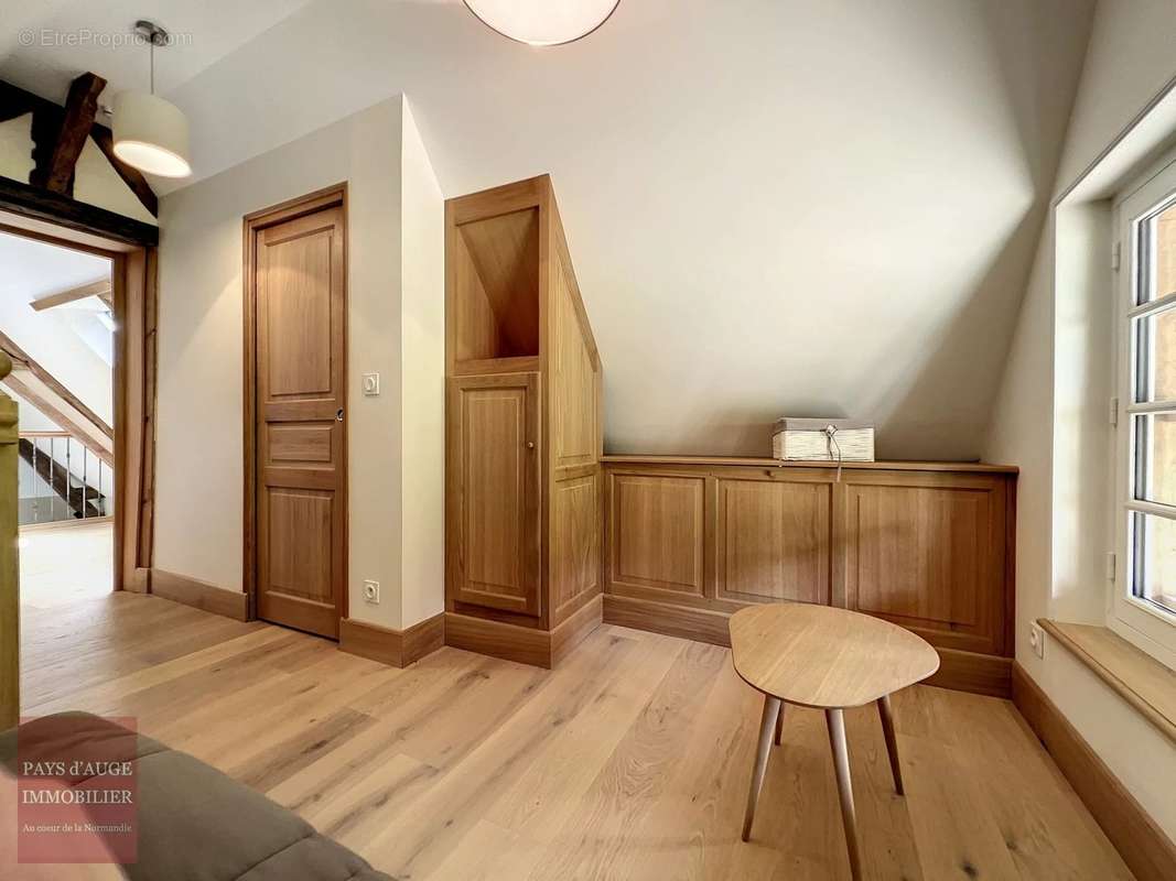 Maison à SAINT-PIERRE-SUR-DIVES