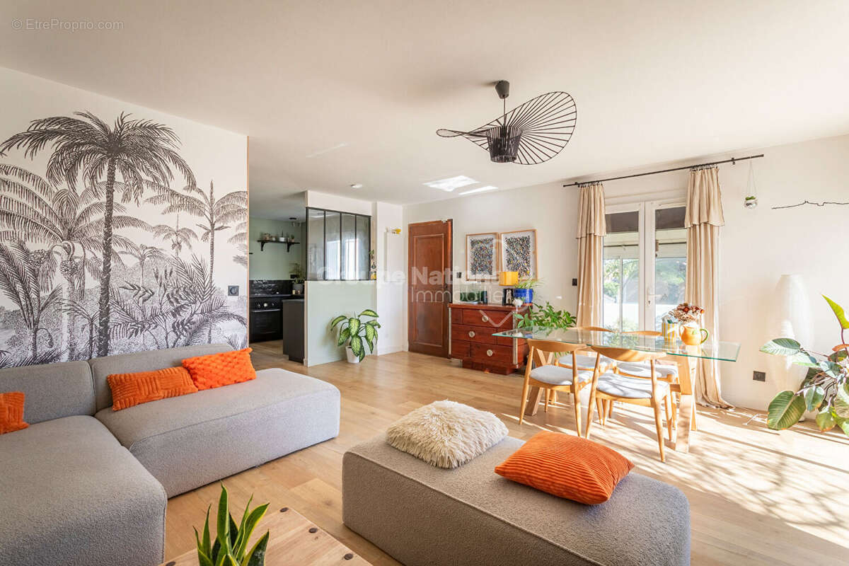 Maison à SAUSSET-LES-PINS