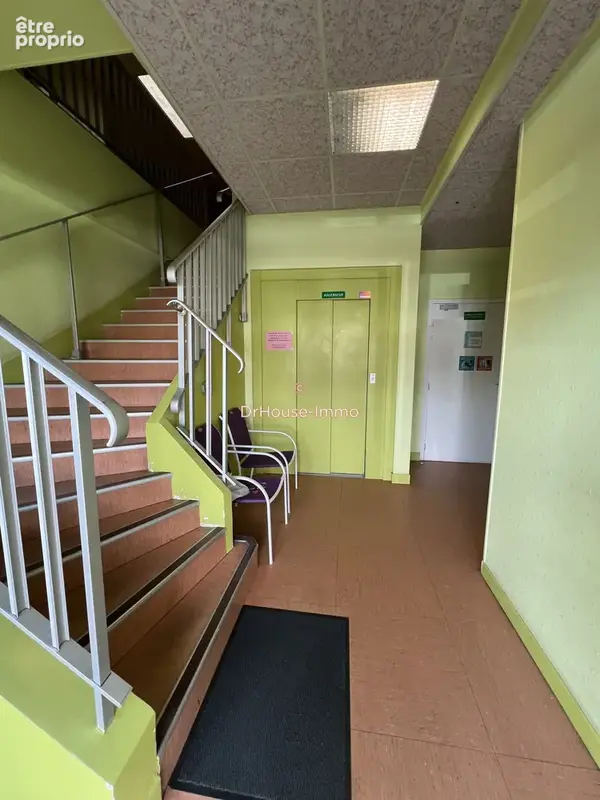 Commerce 425 m² à vendre à Vierzon (18100) - photo 22