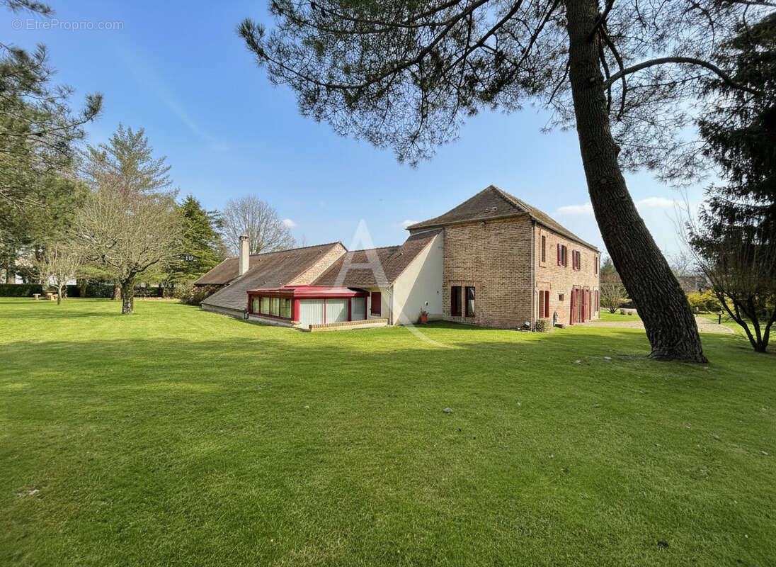 Maison à LAMOTTE-BEUVRON