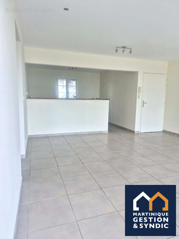 Appartement à LES TROIS-ILETS