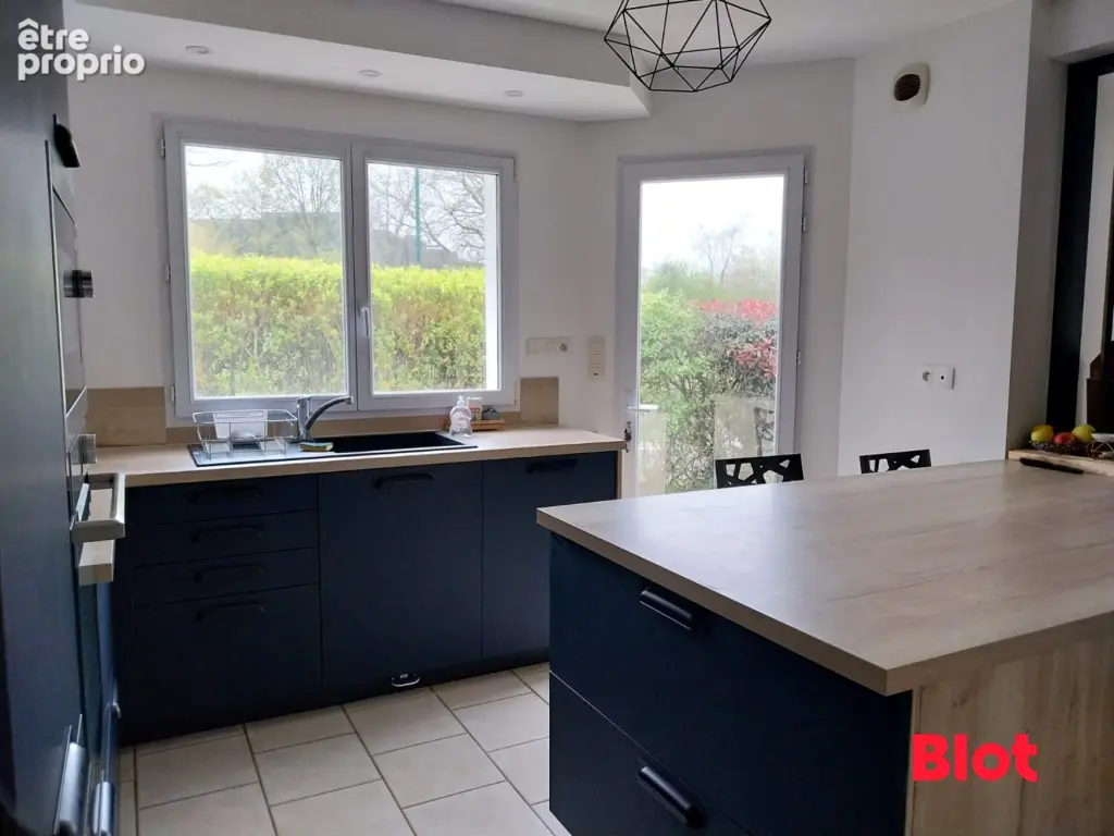 Maison 7 pièces 182 m² à vendre à Vitre (35500) - photo 7