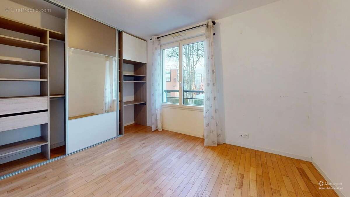 Appartement à VOISINS-LE-BRETONNEUX