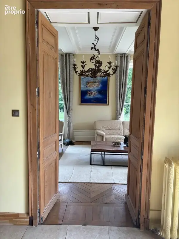 Exceptionnel château XIXème rénové sur 24ha avec piscine - photo 18