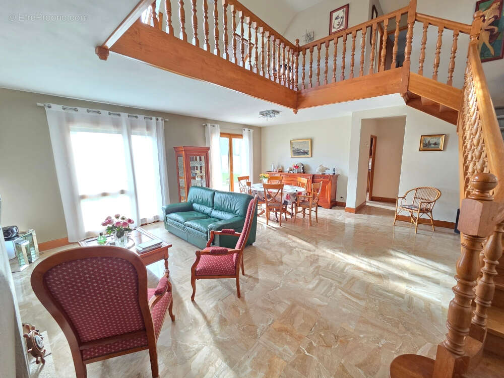 Maison à PLONEOUR-LANVERN