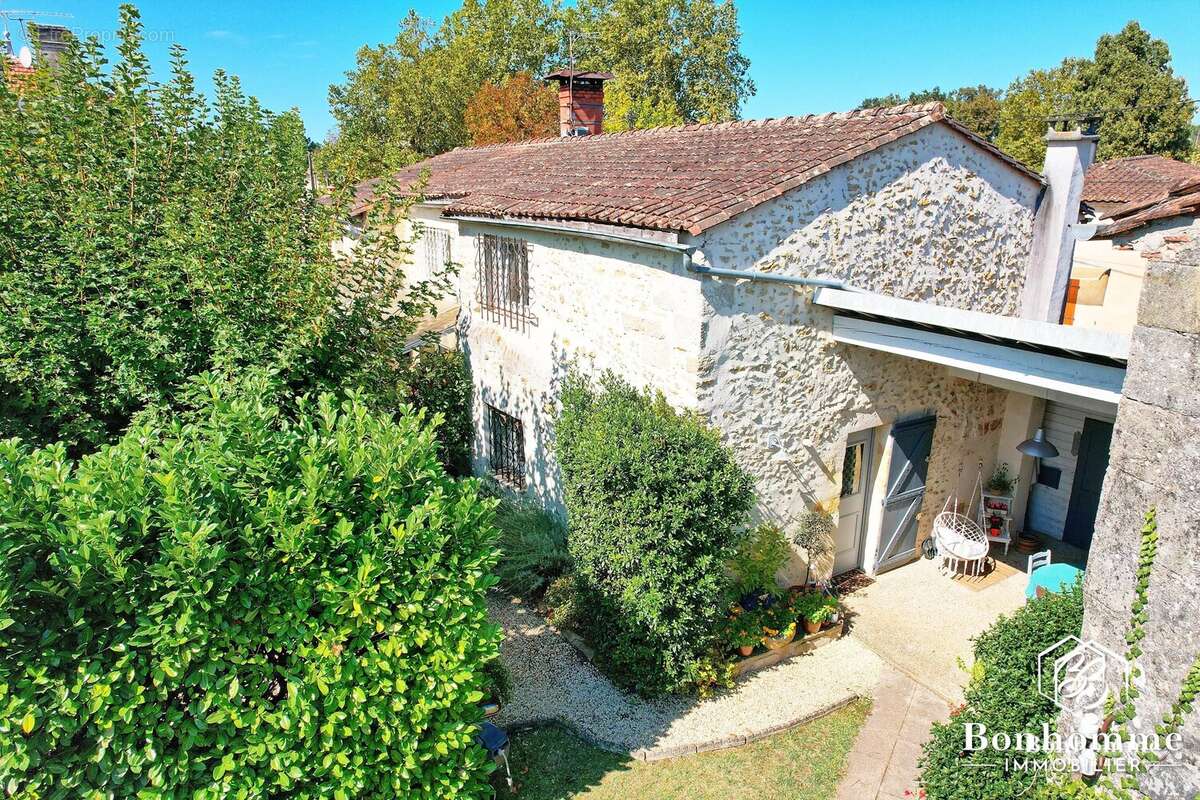Maison à SAINT-SELVE