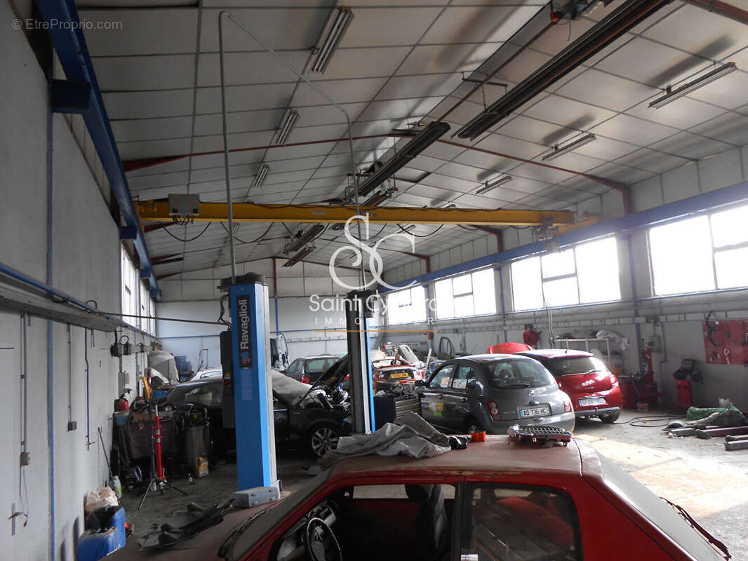 Commerce à GOND-PONTOUVRE