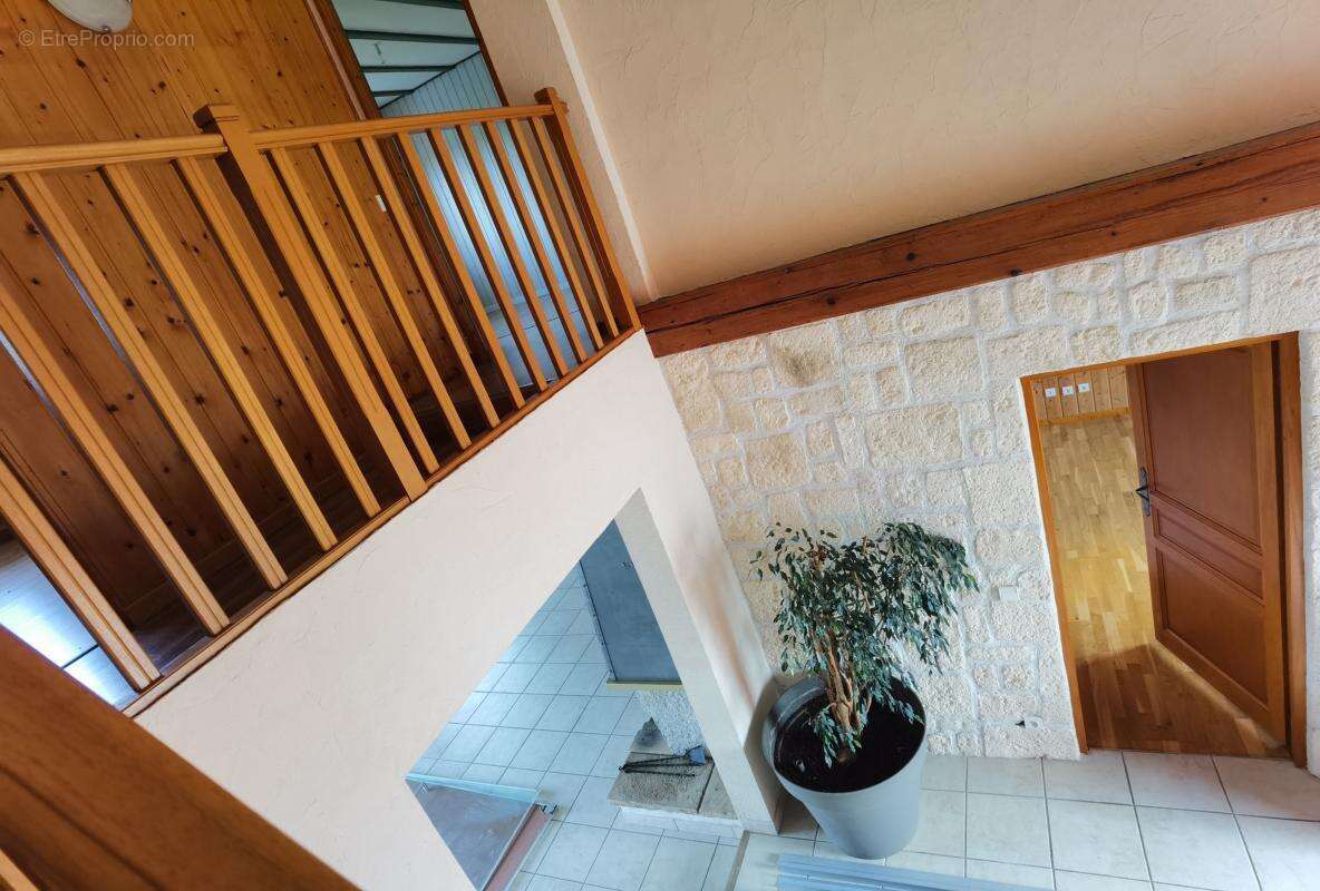 Appartement à LA PRETIERE