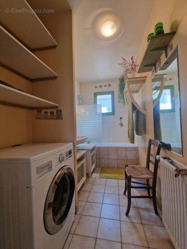 Maison à VAIRES-SUR-MARNE