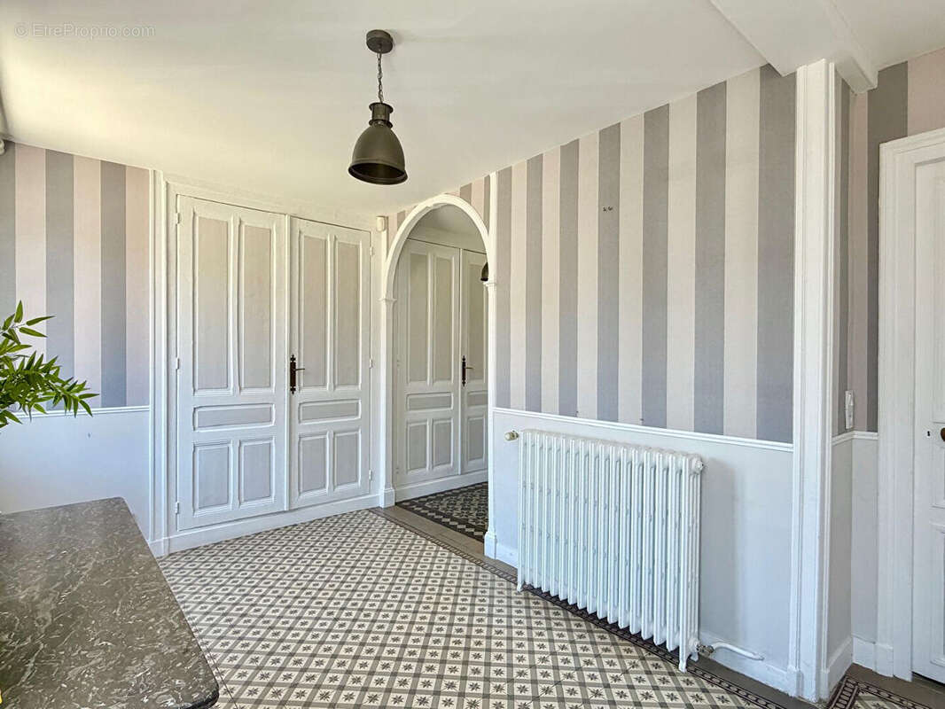 Maison à GRANDVILLIERS
