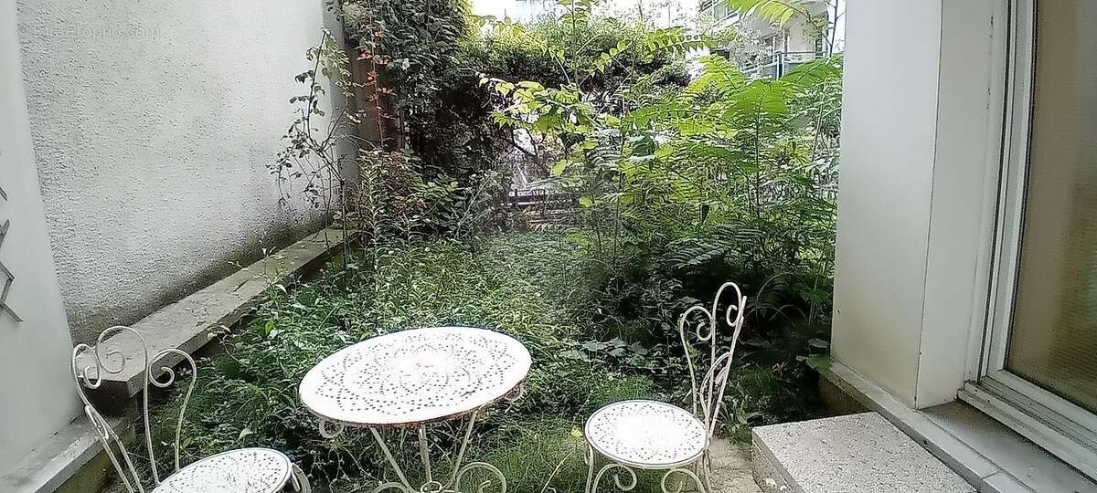 Appartement à PARIS-12E