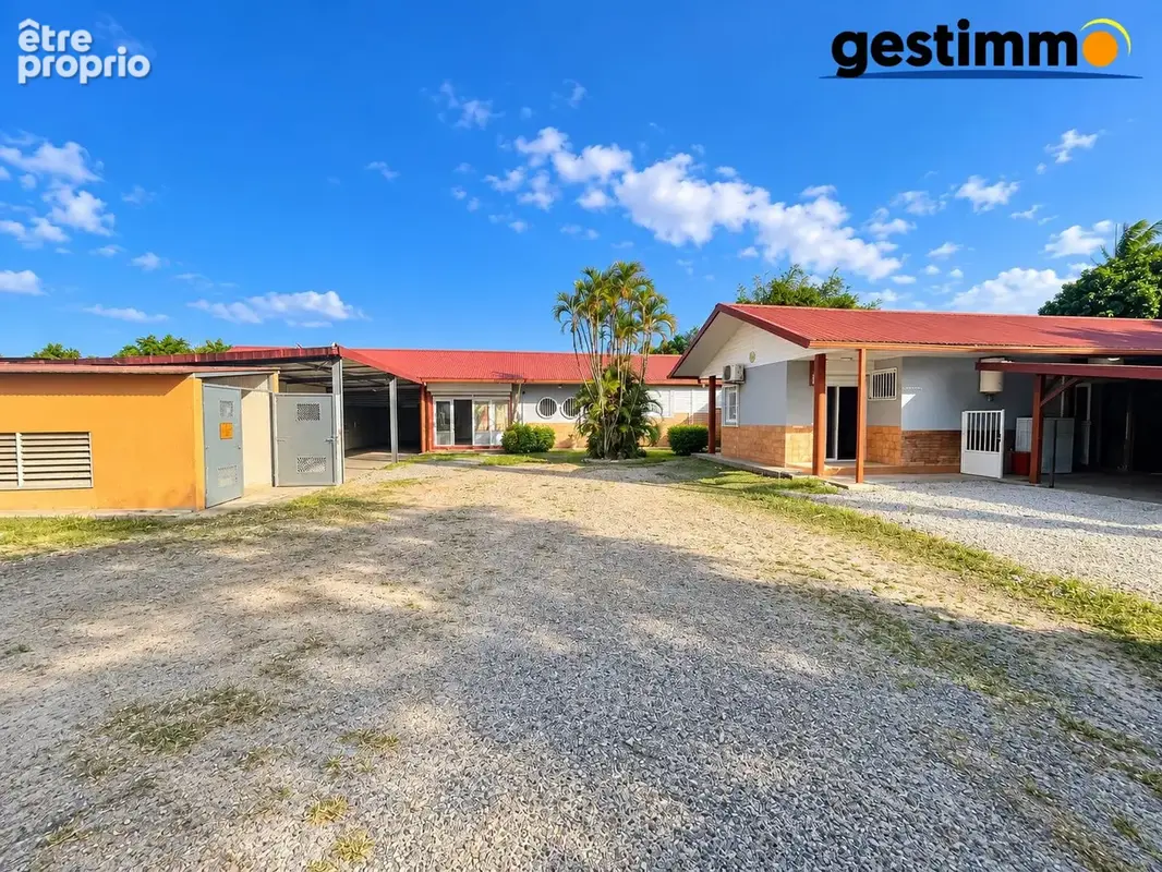 Commerce 460 m² à vendre à Macouria (97355) - photo 1