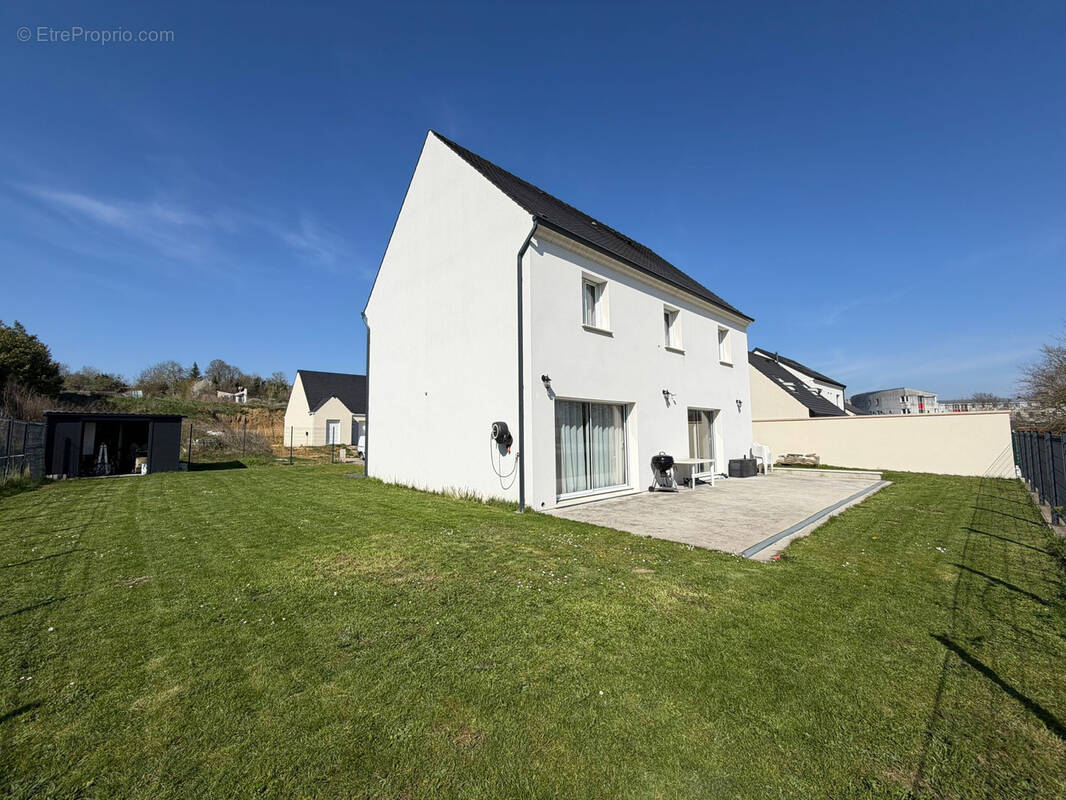 Maison à MONTATAIRE