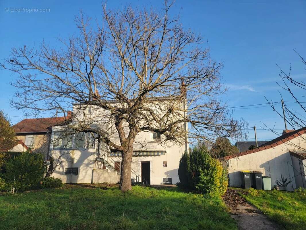 Maison à CHALLUY