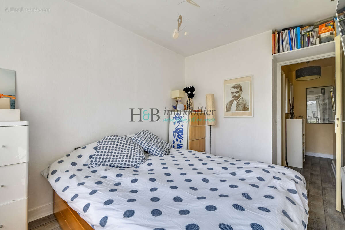 Appartement à PARIS-18E