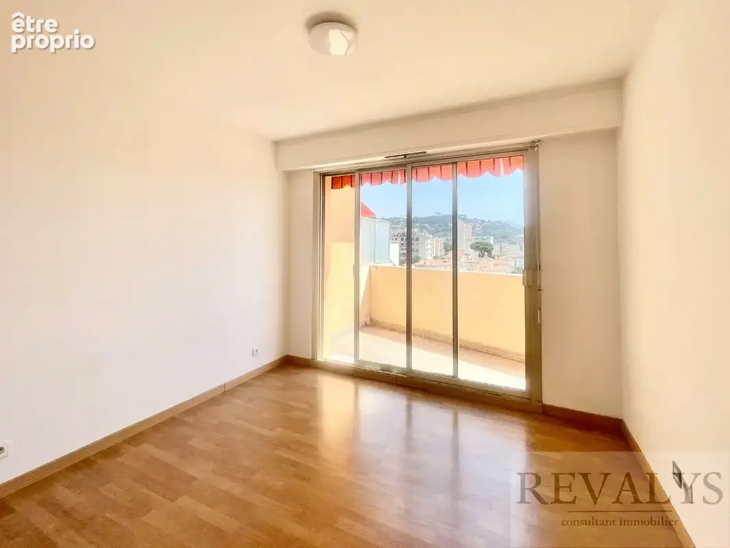 Alpes maritimes (06) - nice nord /st sylvestre - a vendre appartement 4 pieces en avant dernier etage plein sud terrasse 28m2 - photo 11