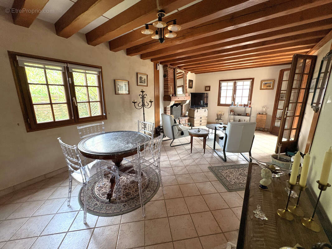 Maison à BREVAL