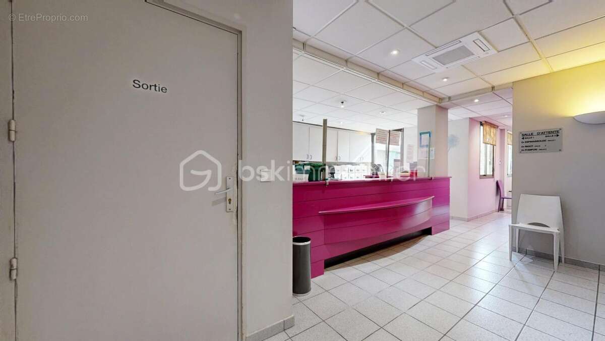 Bureau spacieux pour entrepreneurs, un investissement idéal au cœur de la ville - photo 9