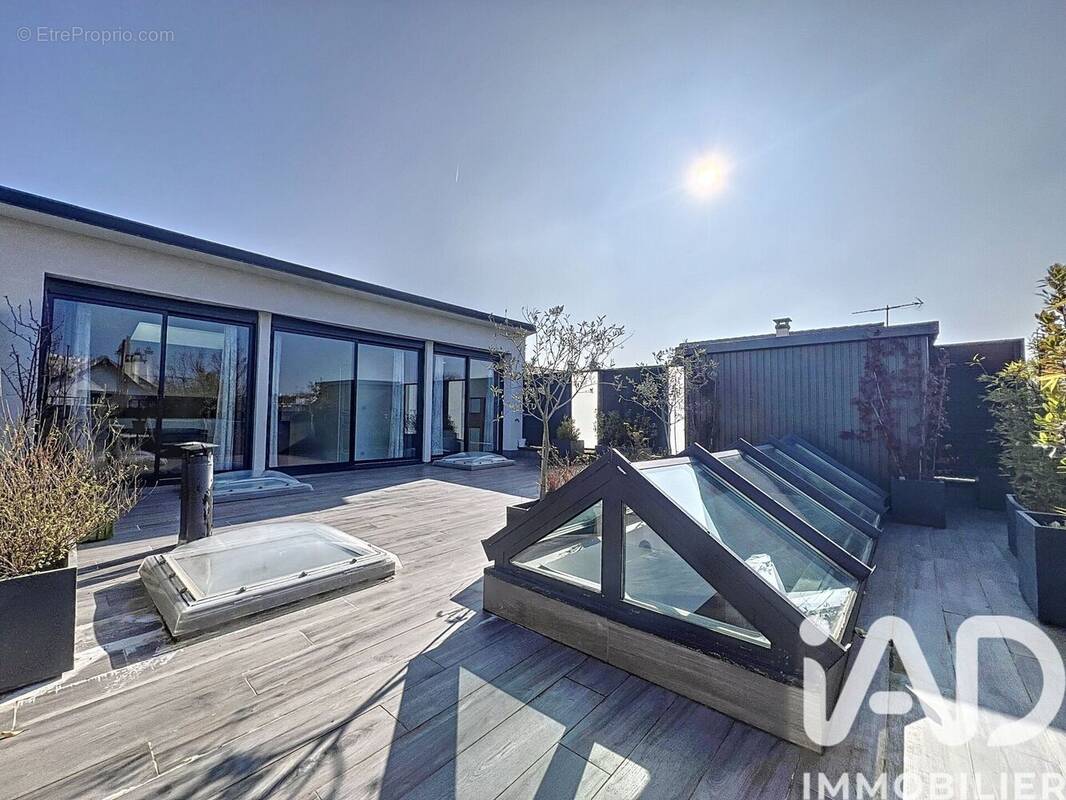 Photo 1 - Maison à RUEIL-MALMAISON