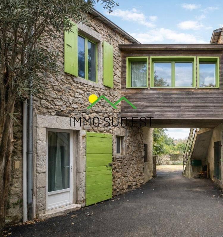 Maison à LAVILLEDIEU