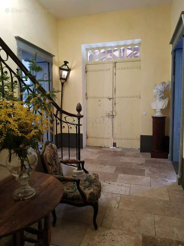 Maison à BEAUCAIRE
