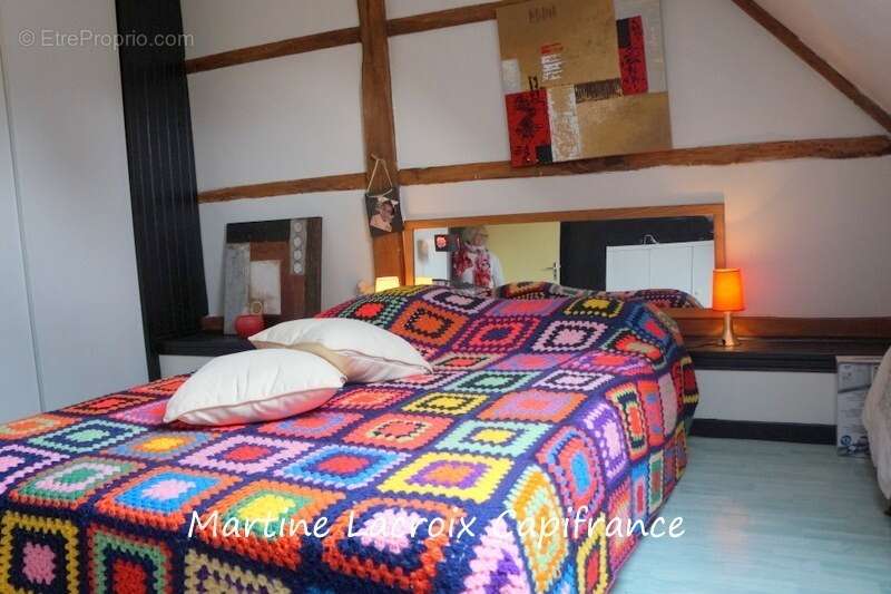 Maison à BONNETABLE