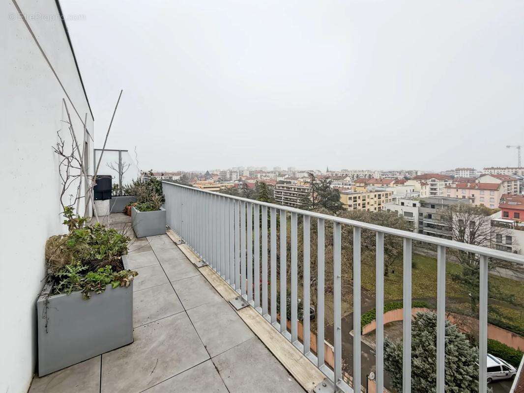 Appartement à VILLEURBANNE